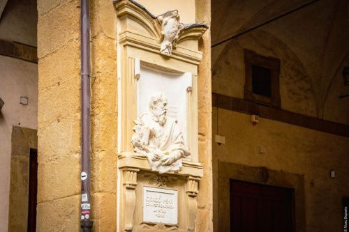 Глава 10. Ареццо – родина Петрарки и Вазари