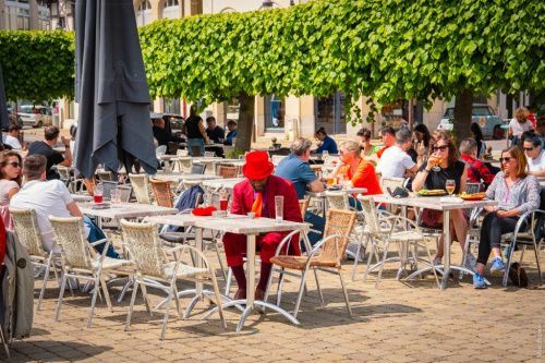 Глава 14. Реймс – родина шампанского и место 25 коронаций