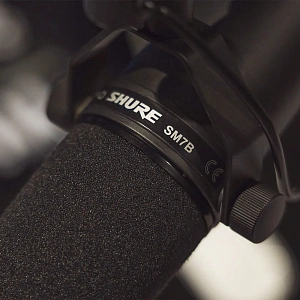 Микрофон вокальный Shure SM7B SM7B