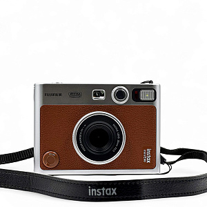 Гибридный фотоаппарат моментальной печати Fujifilm Instax Mini Evo Brown FXJ-23