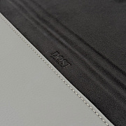 Чехол DOST для MacBook Pro 16", экокожа, темно-серый DOSTP16GR