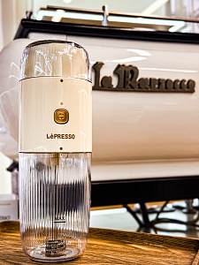 Кофемолка и взбиватель молока LePresso 2 в 1 LPMFGRWH