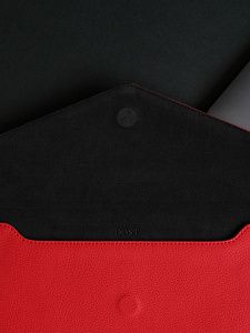 Чехол DOST для MacBook Pro/Air 13", экокожа, красный DOST-36