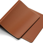 Коврик Satechi Vegan-Leather Premium Desk Mat, коричневый ST-LPDMN